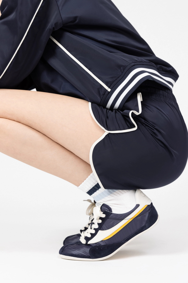 Temple Indigo Women's Sneakers Oncept