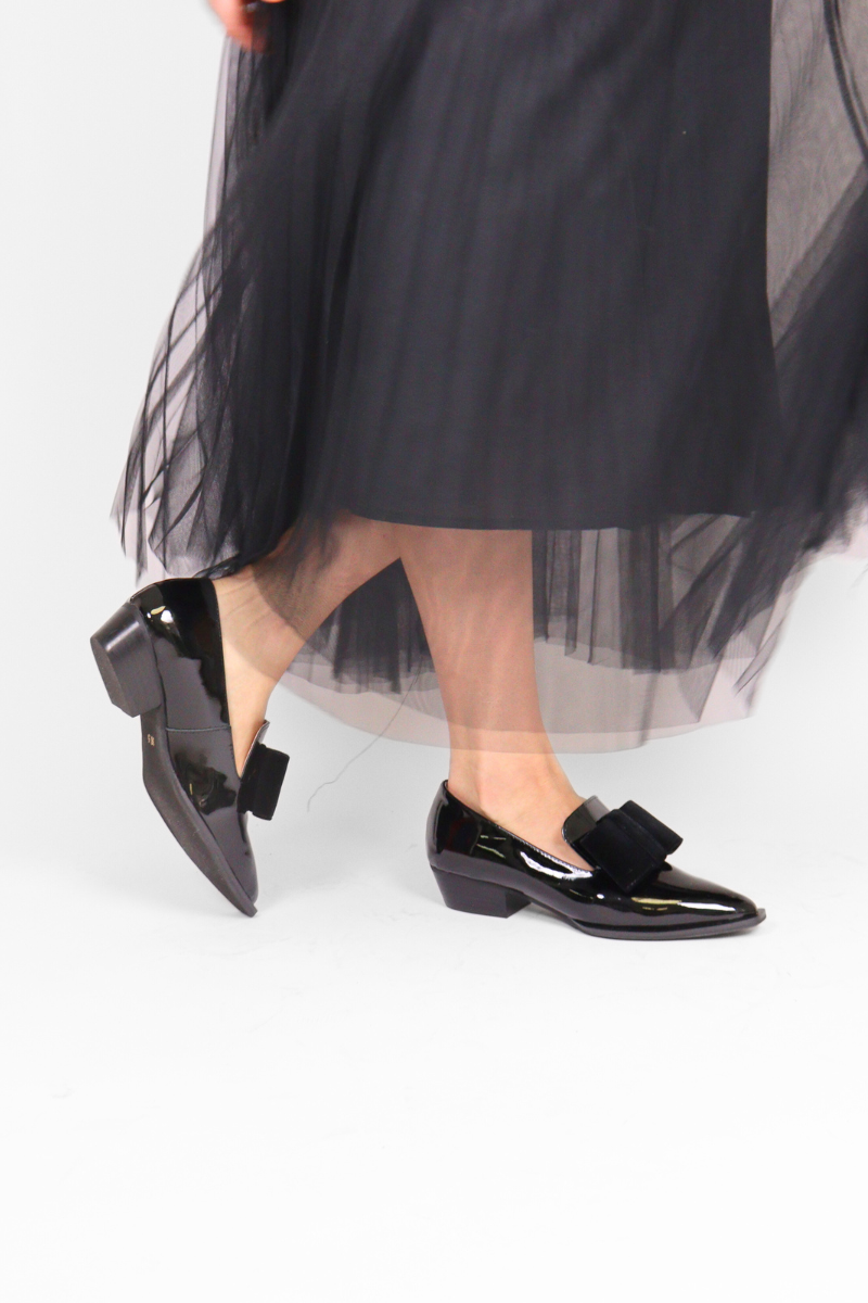 Pat & Bow Black Women's Shoes Heels All Black
