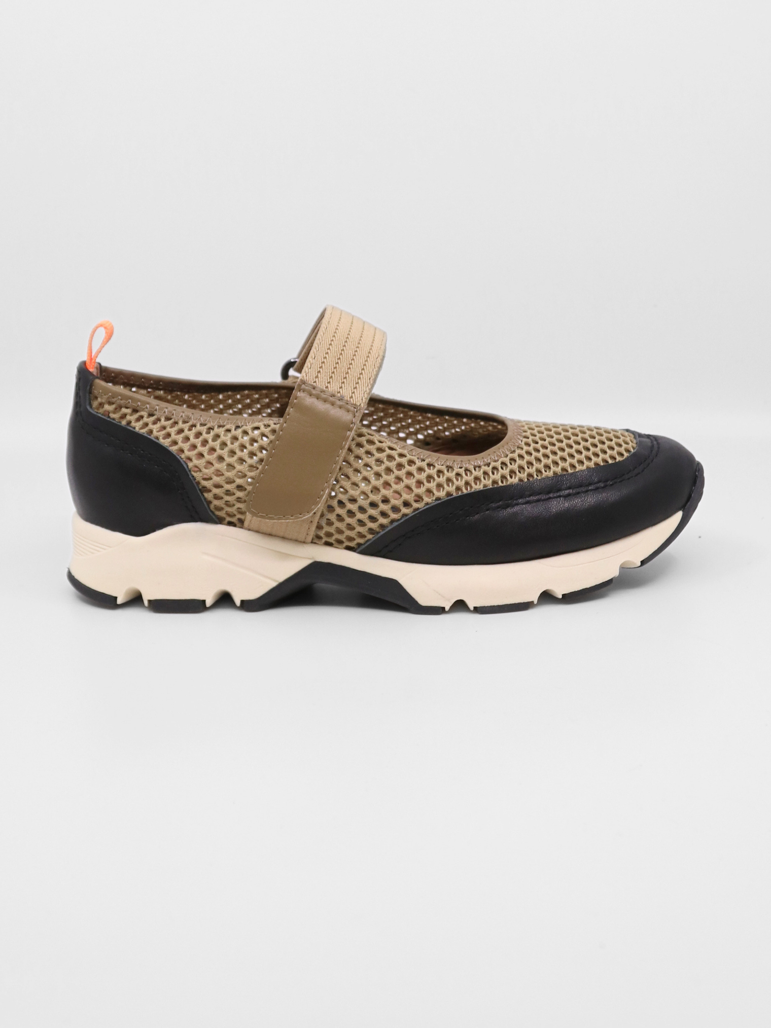 MJ Mesh Sneak Taupe Women's Sneakers All Black