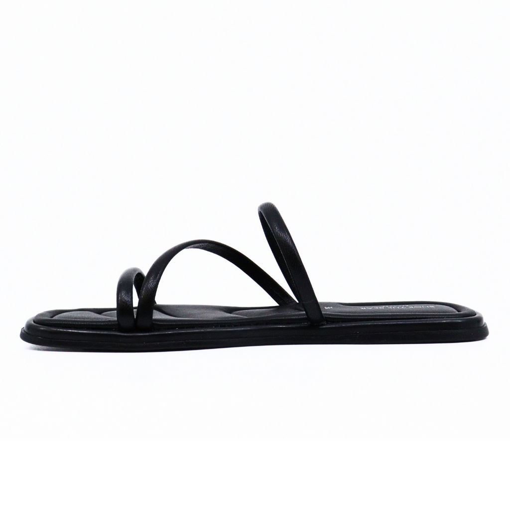 Women's flat black sandal Selena Strap Black by SHOE THE BEAR