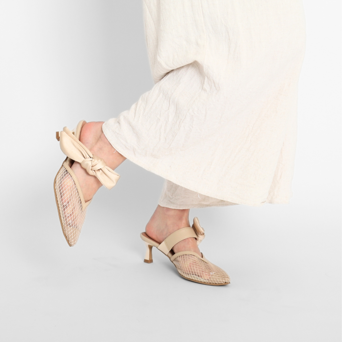 Side Bow Mule Beige Women's Shoes Heels All Black