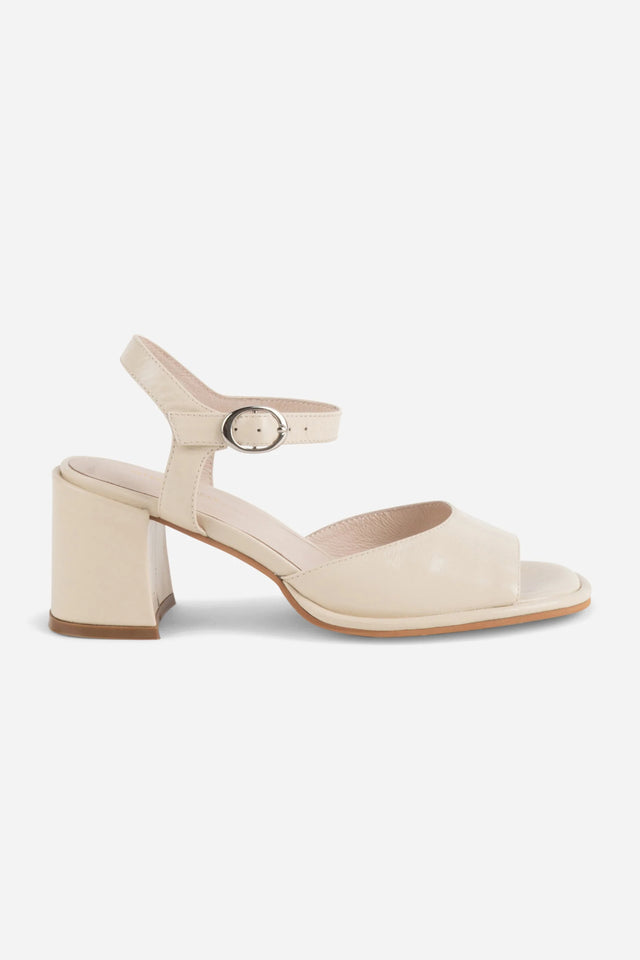 Astro Cream Women's Shoes Heels Intentionally Blank