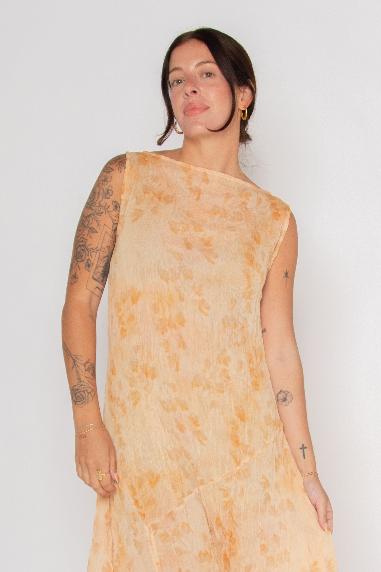 Sheer Crinkled Hanky Hem Dress Floral Shadows Print Women's Dresses Esthé