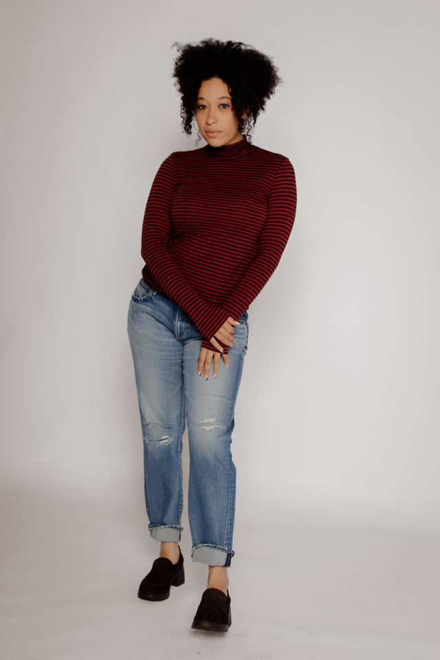 Outline T-Neck Brick Women's Tops Prairie Underground