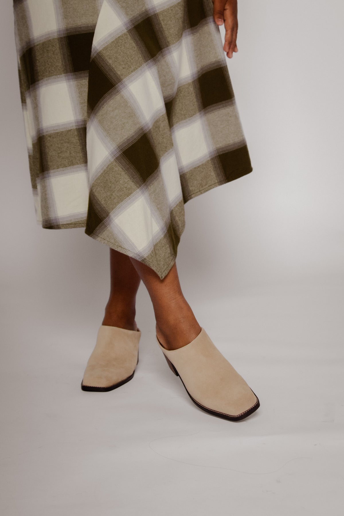 Zelda Taupe Women's Shoes Heels Intentionally Blank