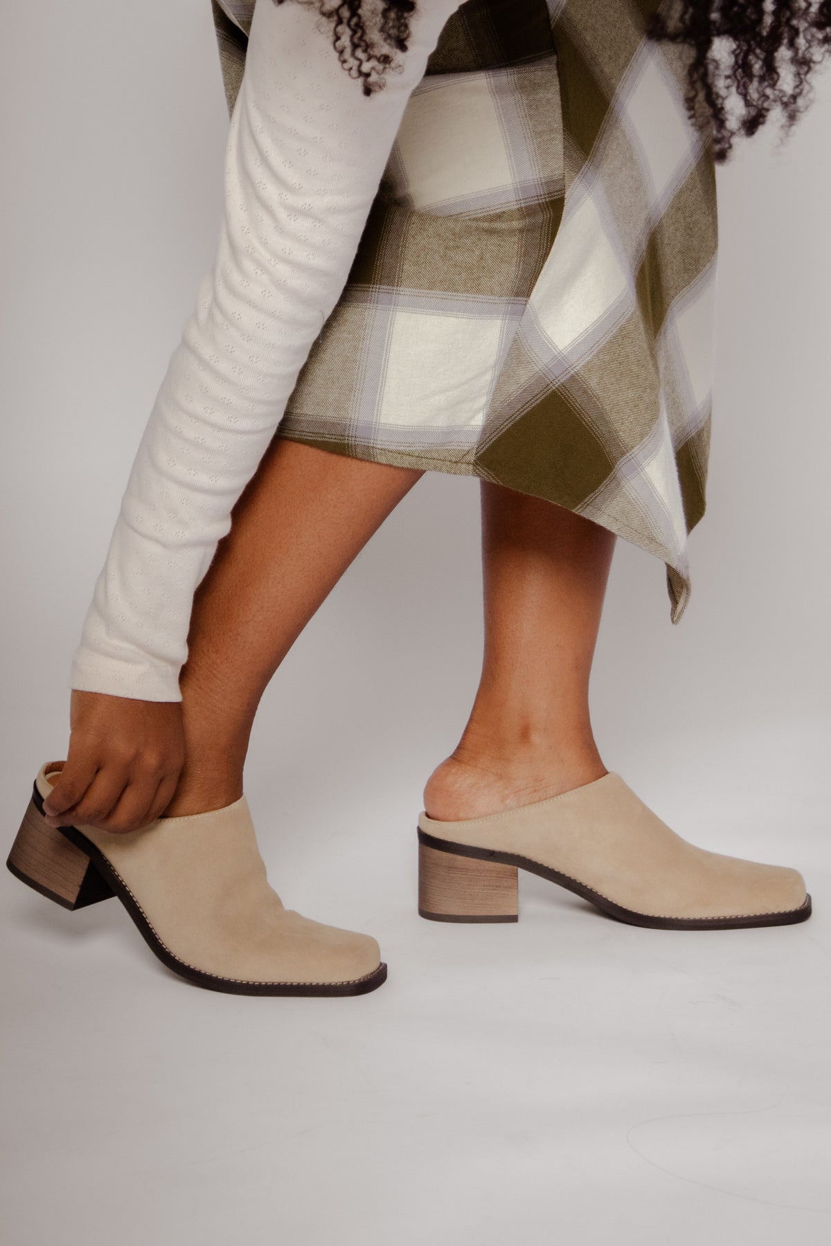 Zelda Taupe Women's Shoes Heels Intentionally Blank