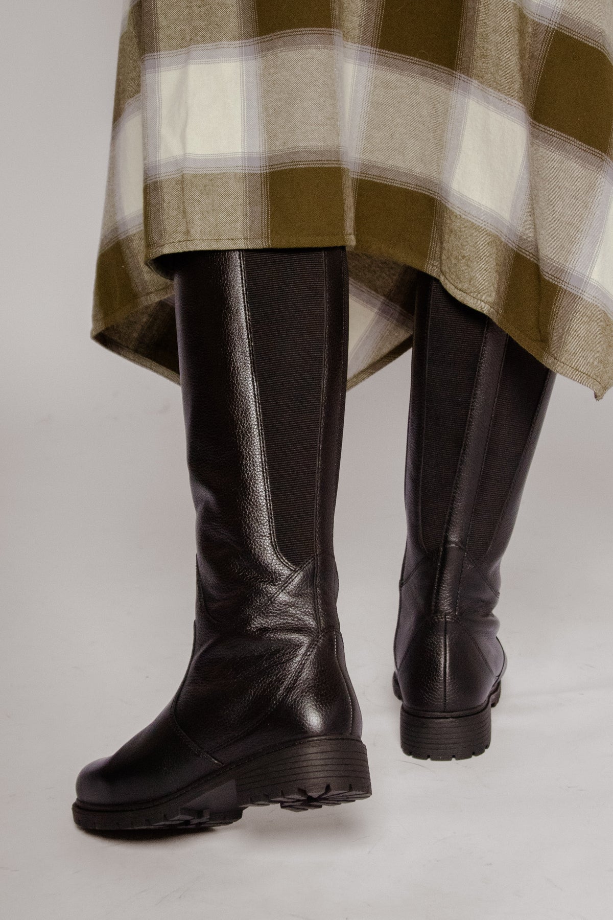 Sasha Black Pebble Women's Boots Salvia