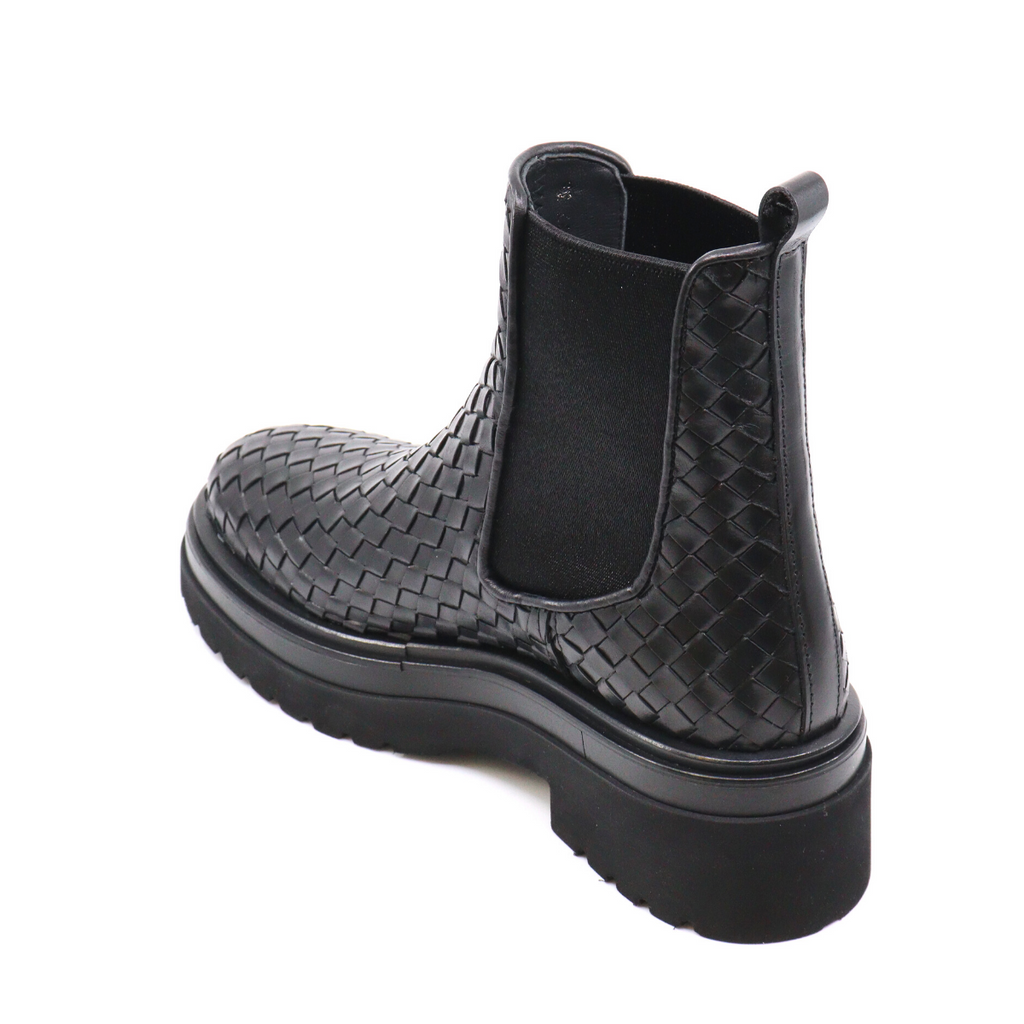 Women's woven black leather lug sole boot SIENA SIERRA BLACK by HOMERS.