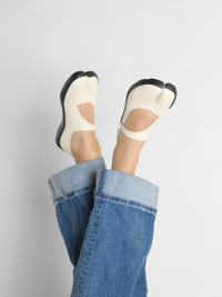 Split Toe Jane Beige