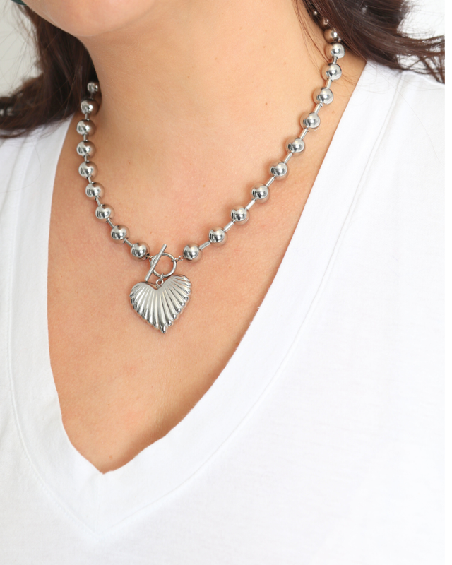 Zelda White Gold Necklace