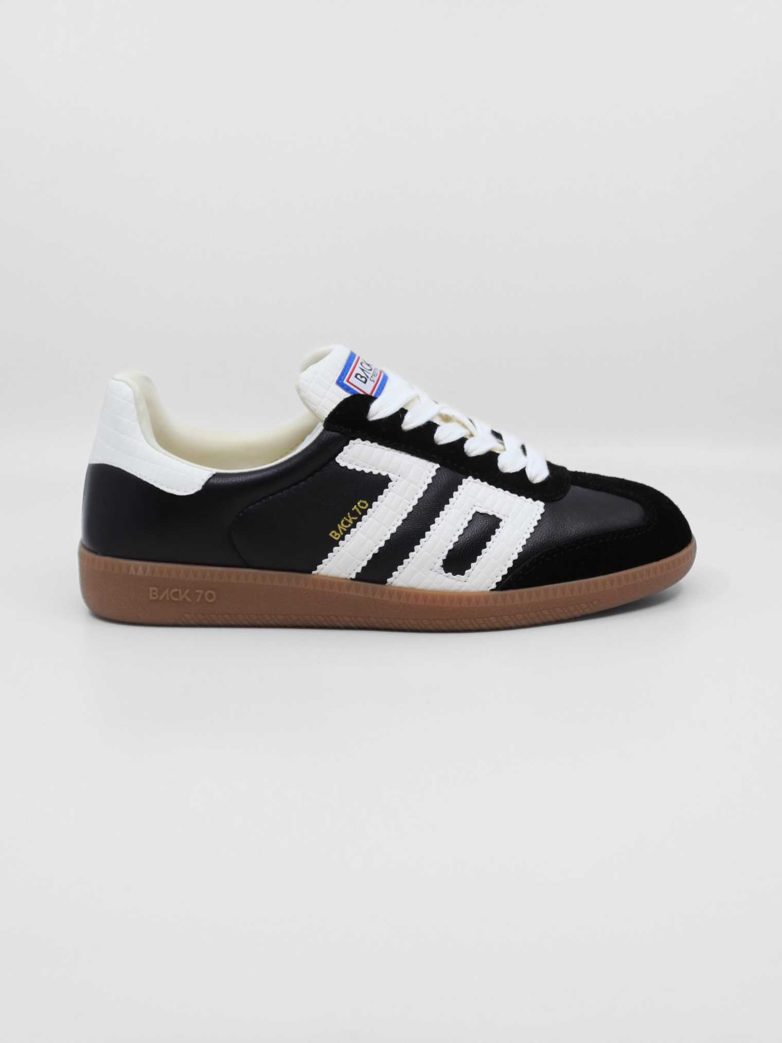 Cloud Nc Black Milk Women's Sneakers Back 70