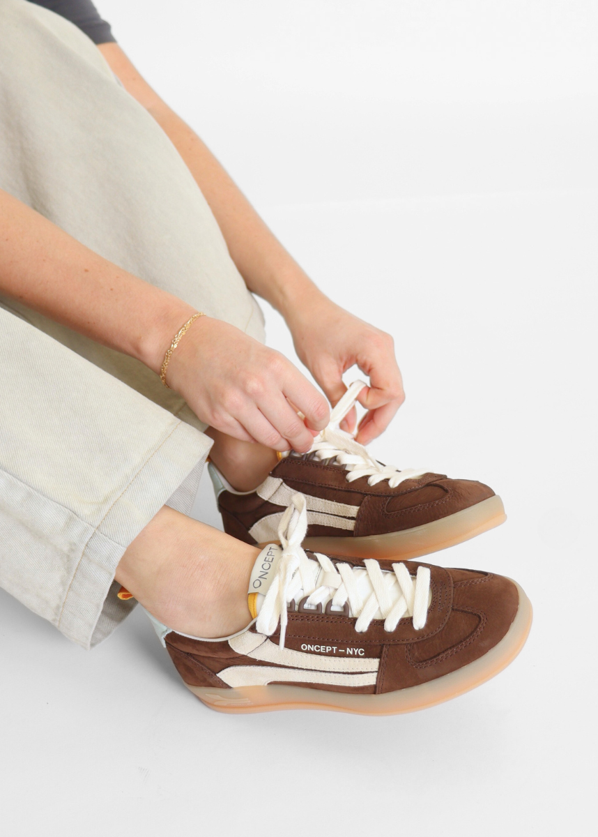 Fez Espresso Women's Sneakers Oncept