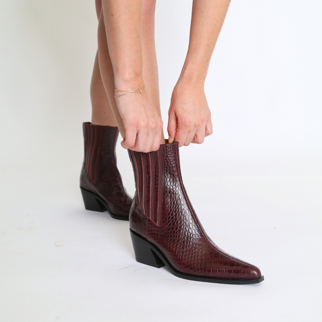 Hillary Merlot Women's Boots Heels Intentionally Blank