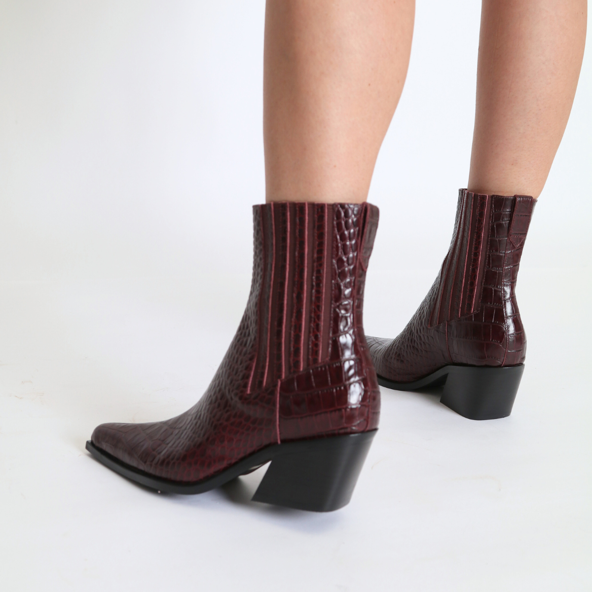 Hillary Merlot Women's Boots Heels Intentionally Blank