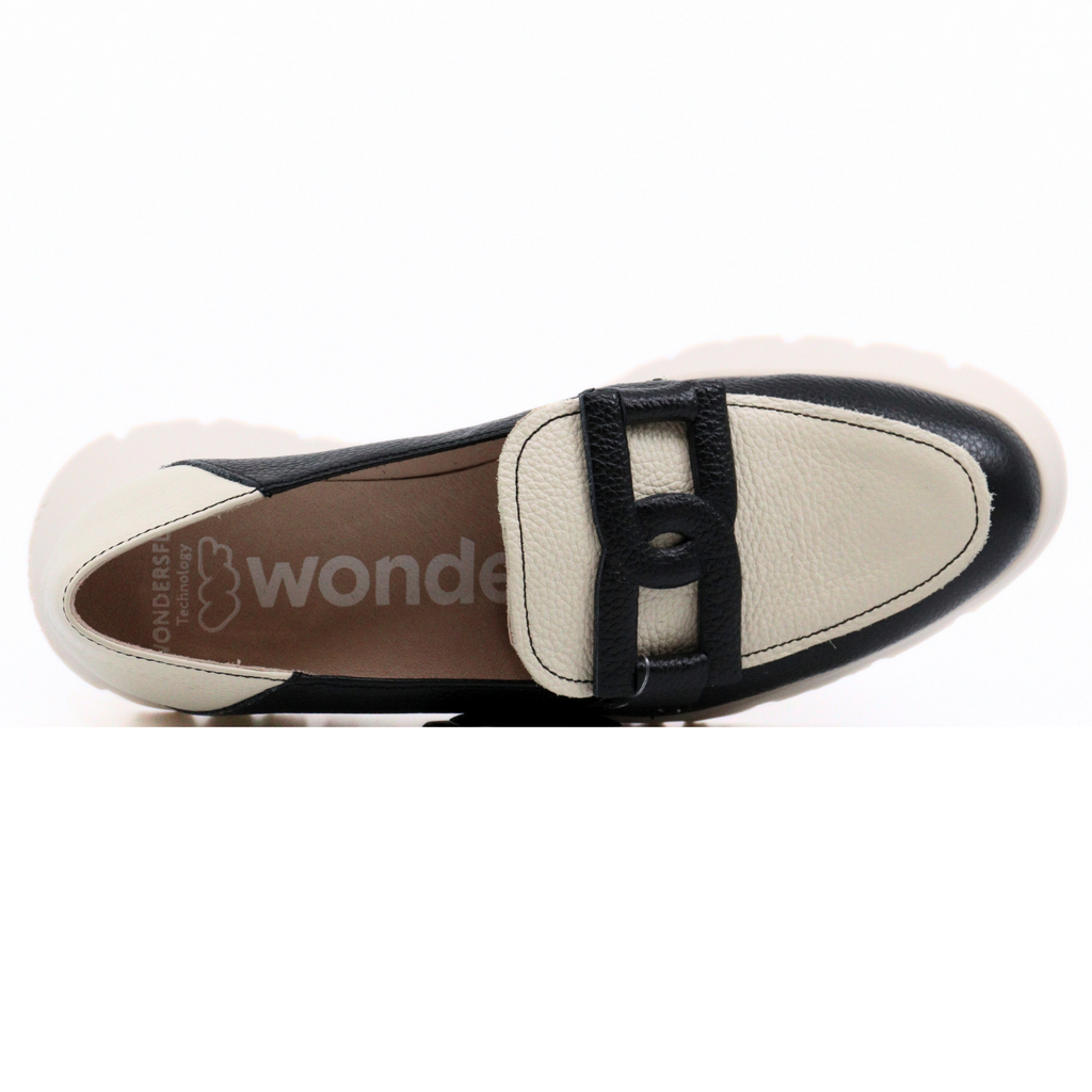 Women's platform wedge loafer Wild Black Cream by WONDERS
