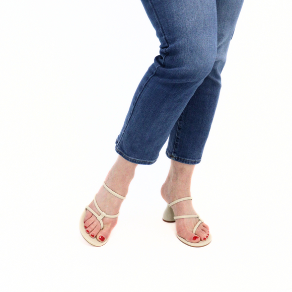 Una Cream Women's Sandals Heels Intentionally Blank    