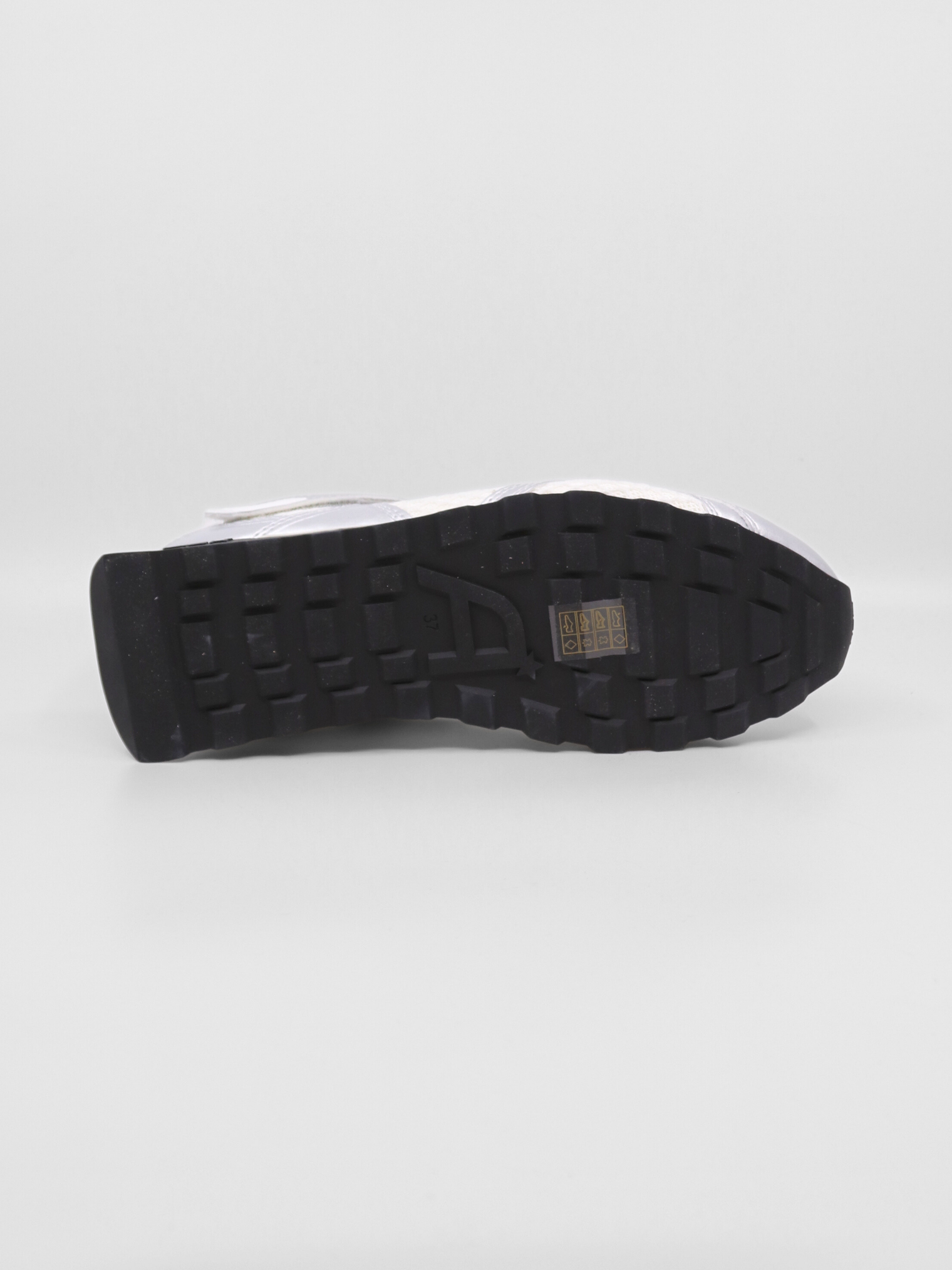 Kore Silver Women's Shoes Ash