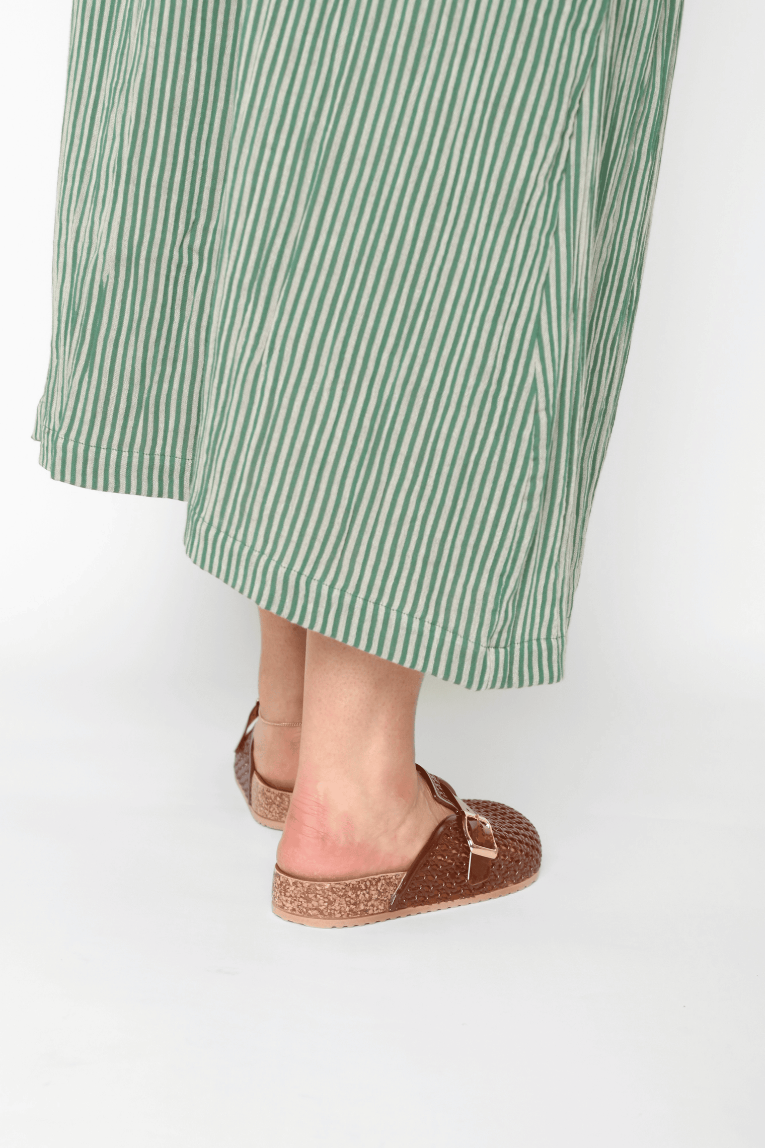 Seth Caramel Women's Shoes Intentionally Blank