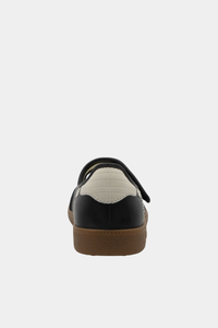 Aya Black Milk Women's Sneakers Back 70