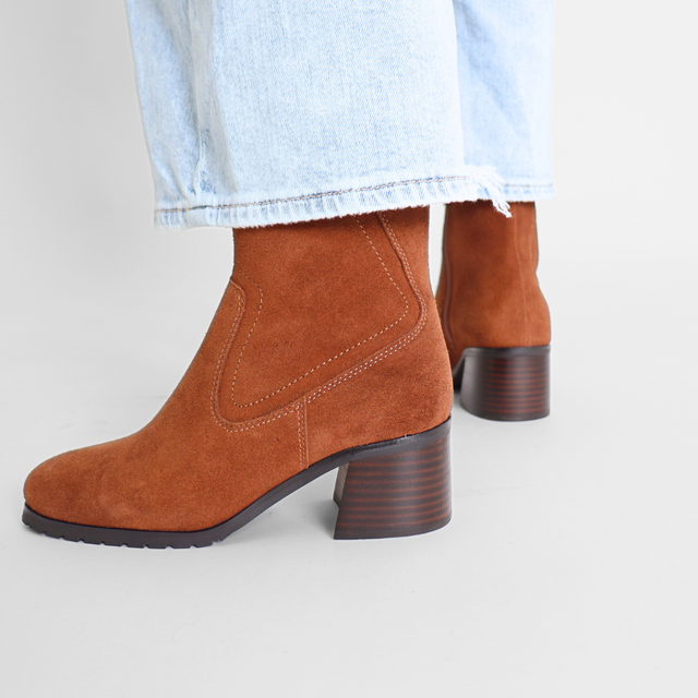 Beau Rust Suede Women's Boots Heels Valdini
