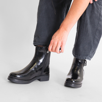 Perle Black Crinkle Patent Women's Boots Valdini