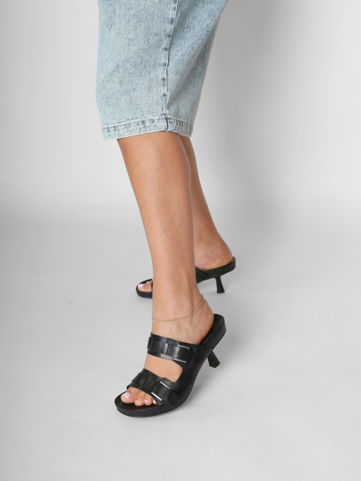 Jakarta Black Women's Shoes Heels Ash