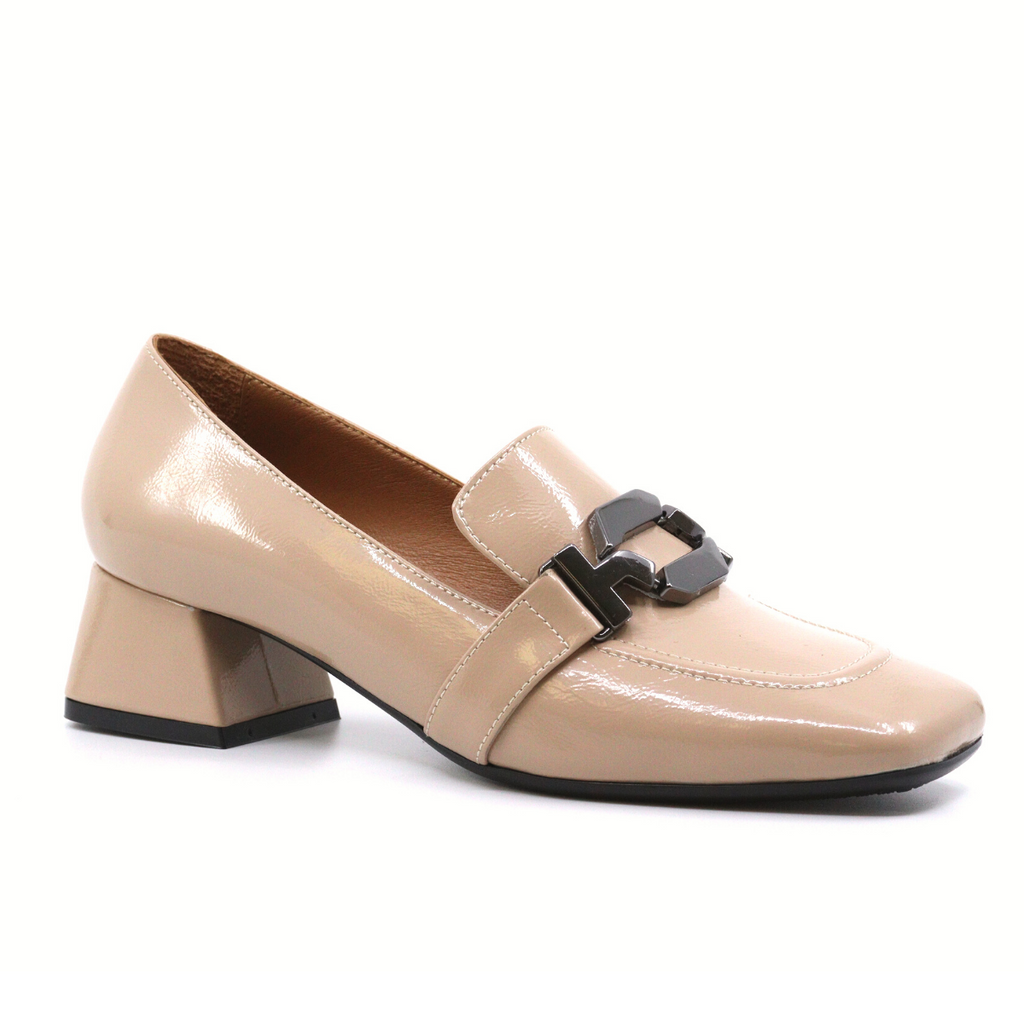 Women's taupe patent pump CAMERON TAUPE NAPLACK by Ateliers