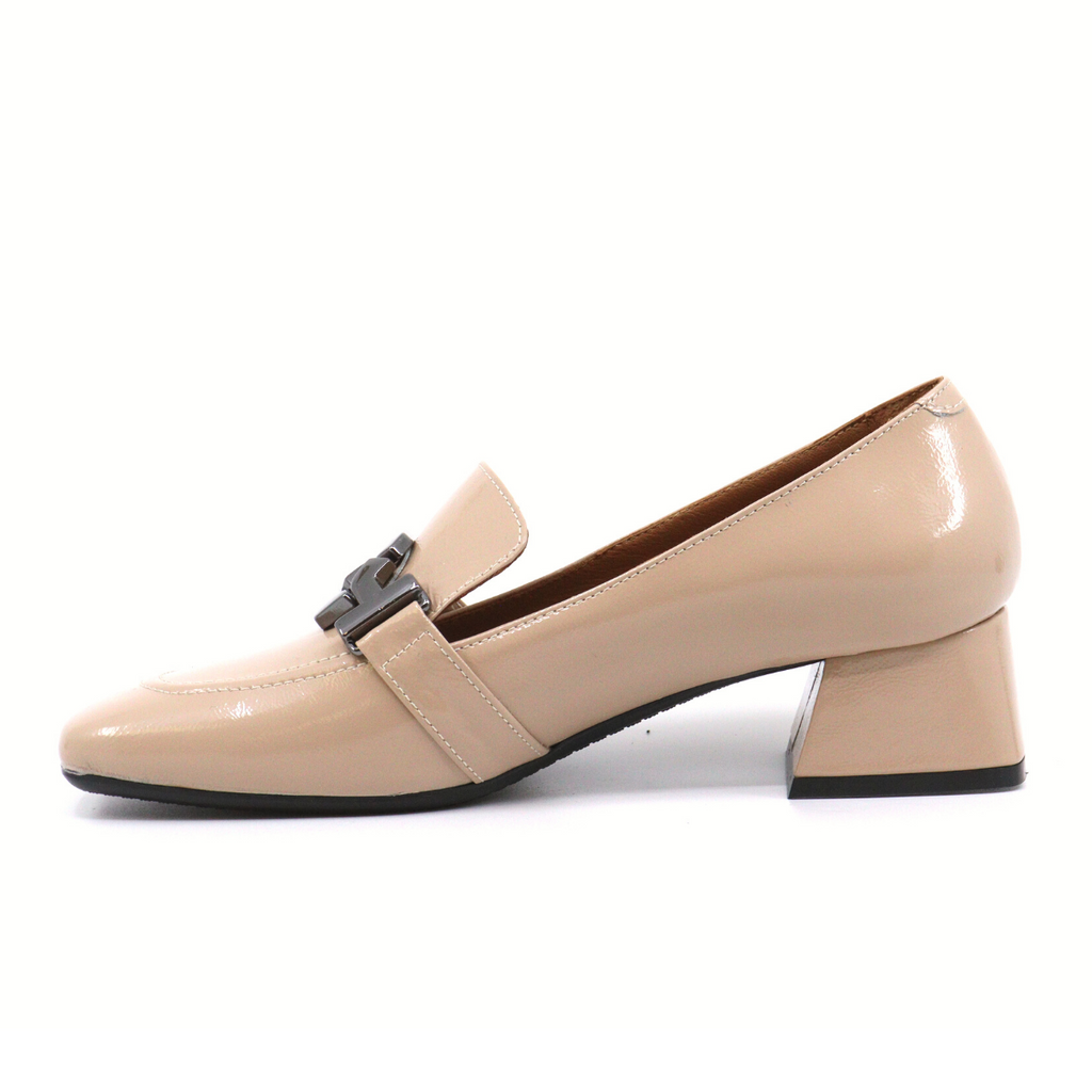 Women's taupe patent pump CAMERON TAUPE NAPLACK by Ateliers