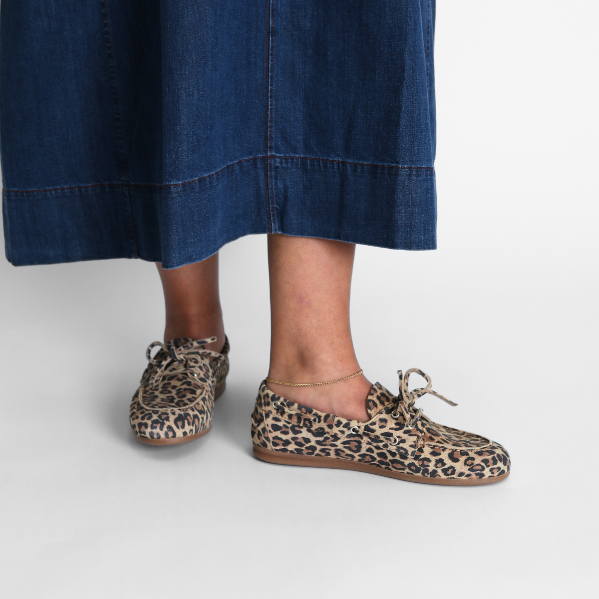 Marin Leo Suede Women's Shoes Loafers Pavement