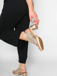 Bimba Rejilla Bronze Women's Sandals Heels Homers