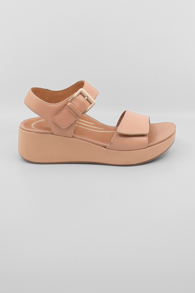 Ariel Sand Women's Sandals Platforms Aetrex