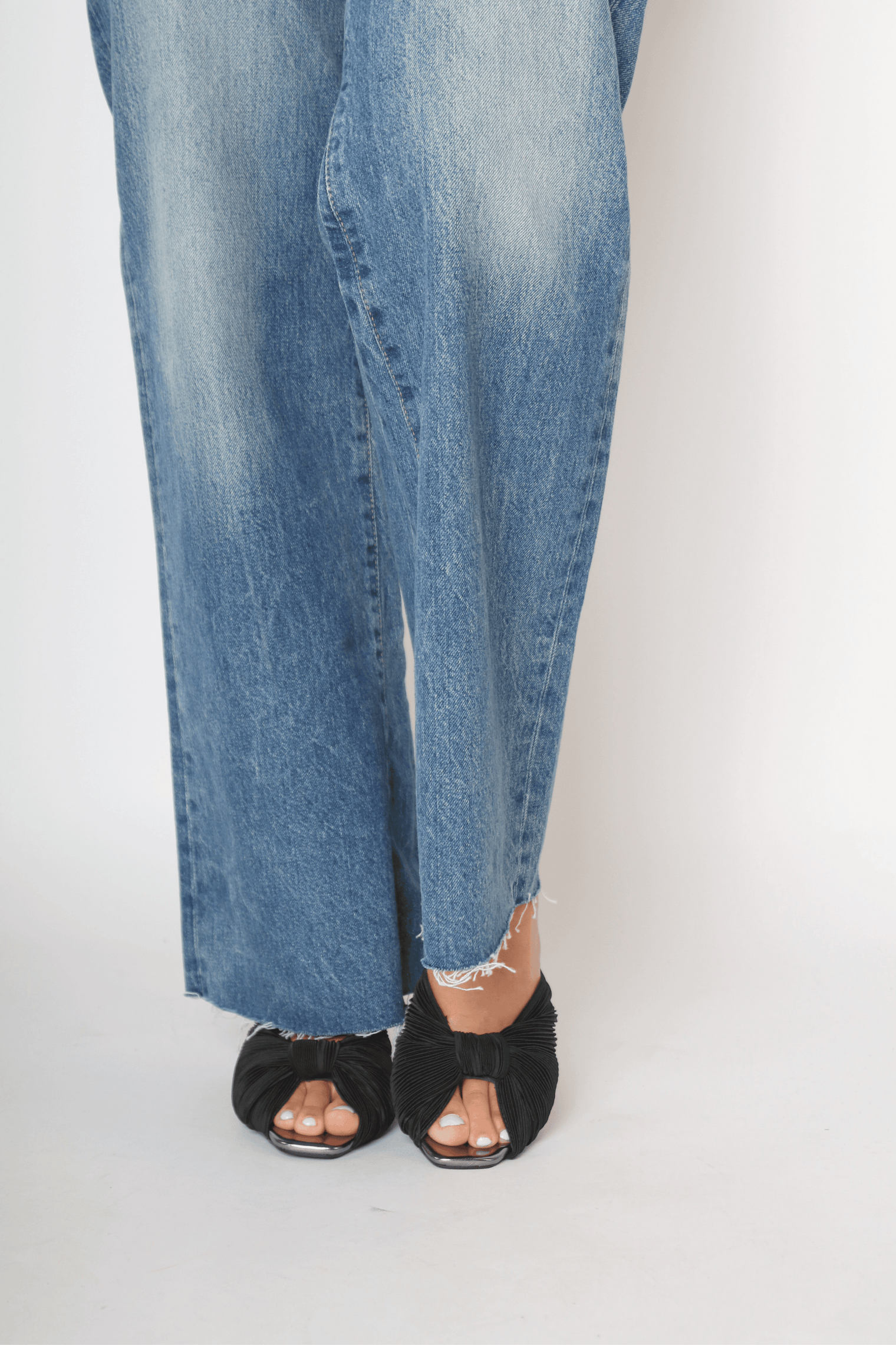 Curfew Black Women's Shoes Heels Intentionally Blank