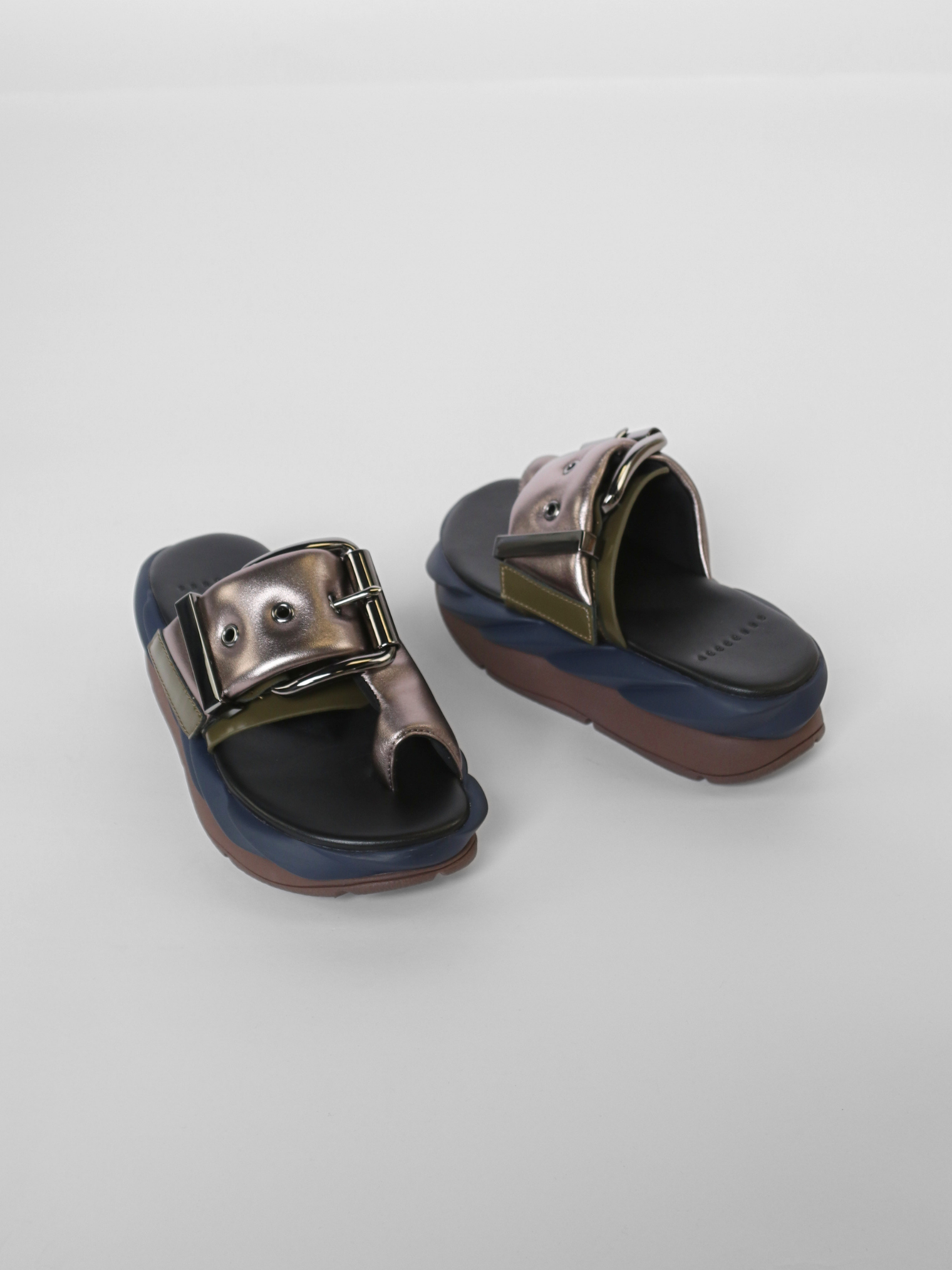 Mellow Glow Gun Metal Women's Sandals Platforms 4CCCCEES
