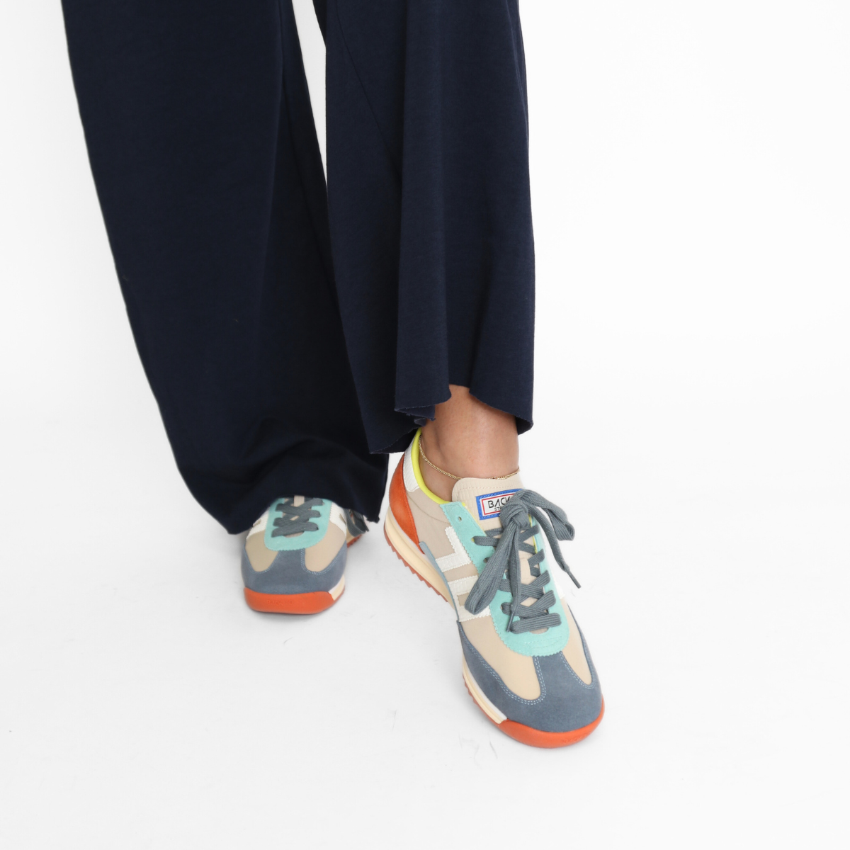 Barkley Jogger Multi Jeans Orange Women's Sneakers Back 70