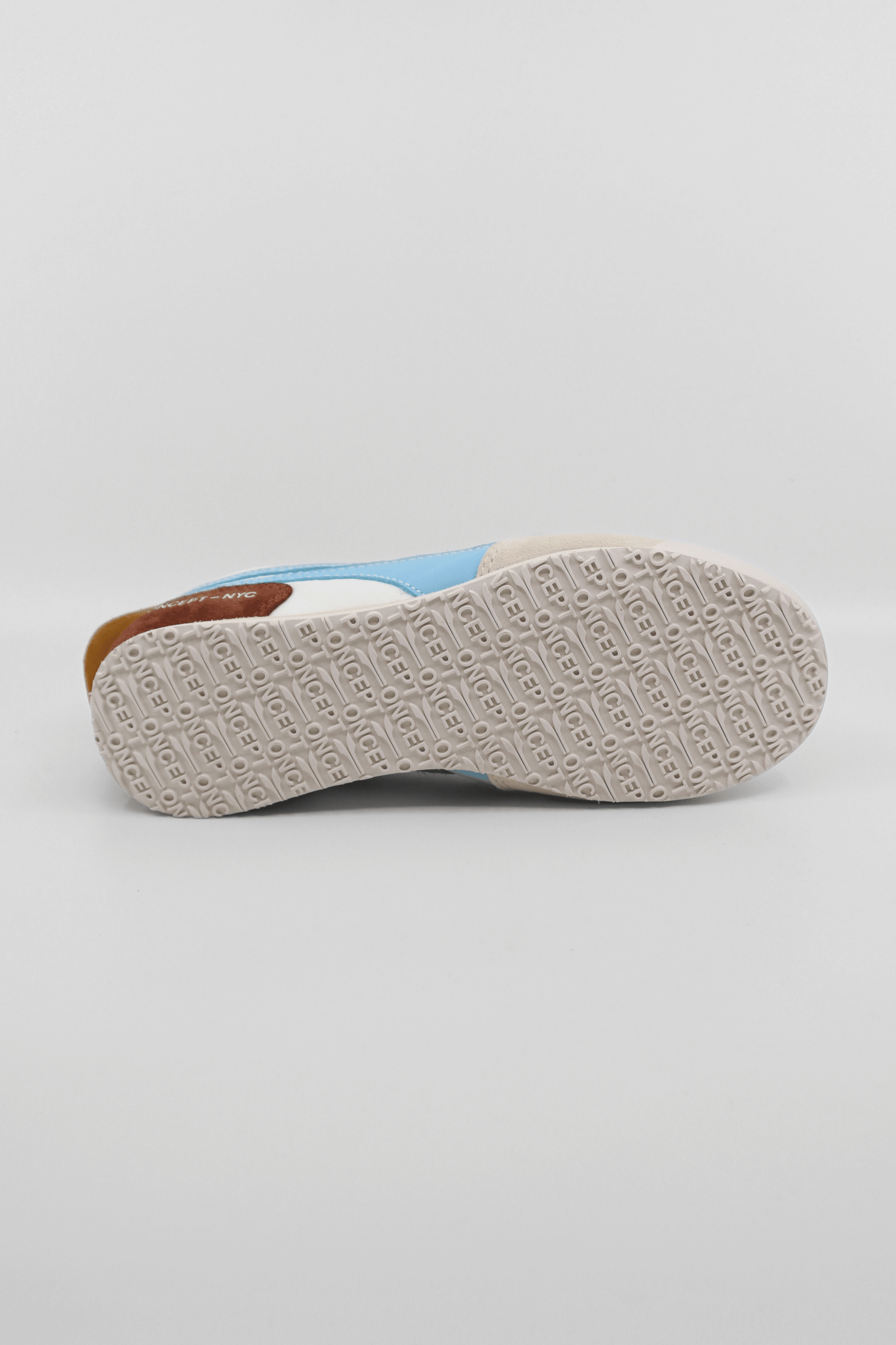 Reno Coast Women's Sneakers Oncept