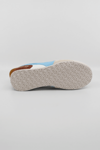 Reno Coast Women's Sneakers Oncept