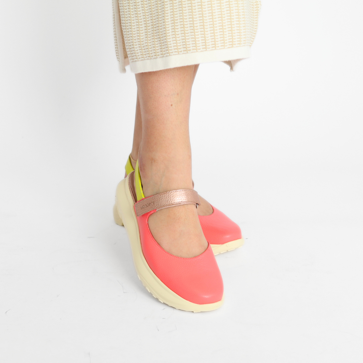 Comb Coral/Cyber Women's Shoes Platforms Wonders