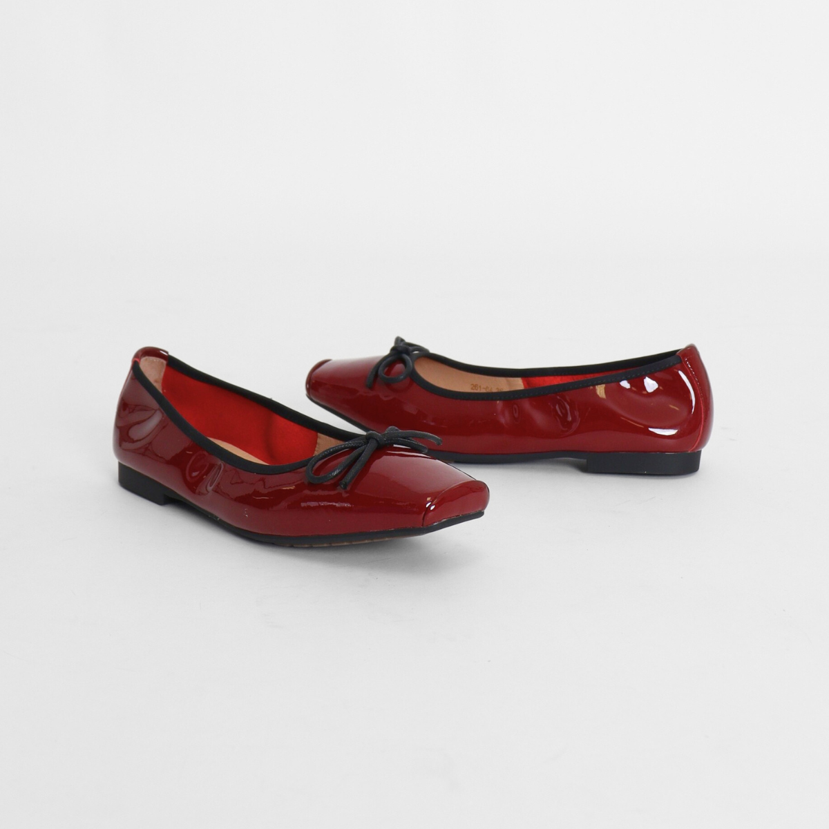 Patty Blunt Ballet Wine Women's Shoes Flats All Black