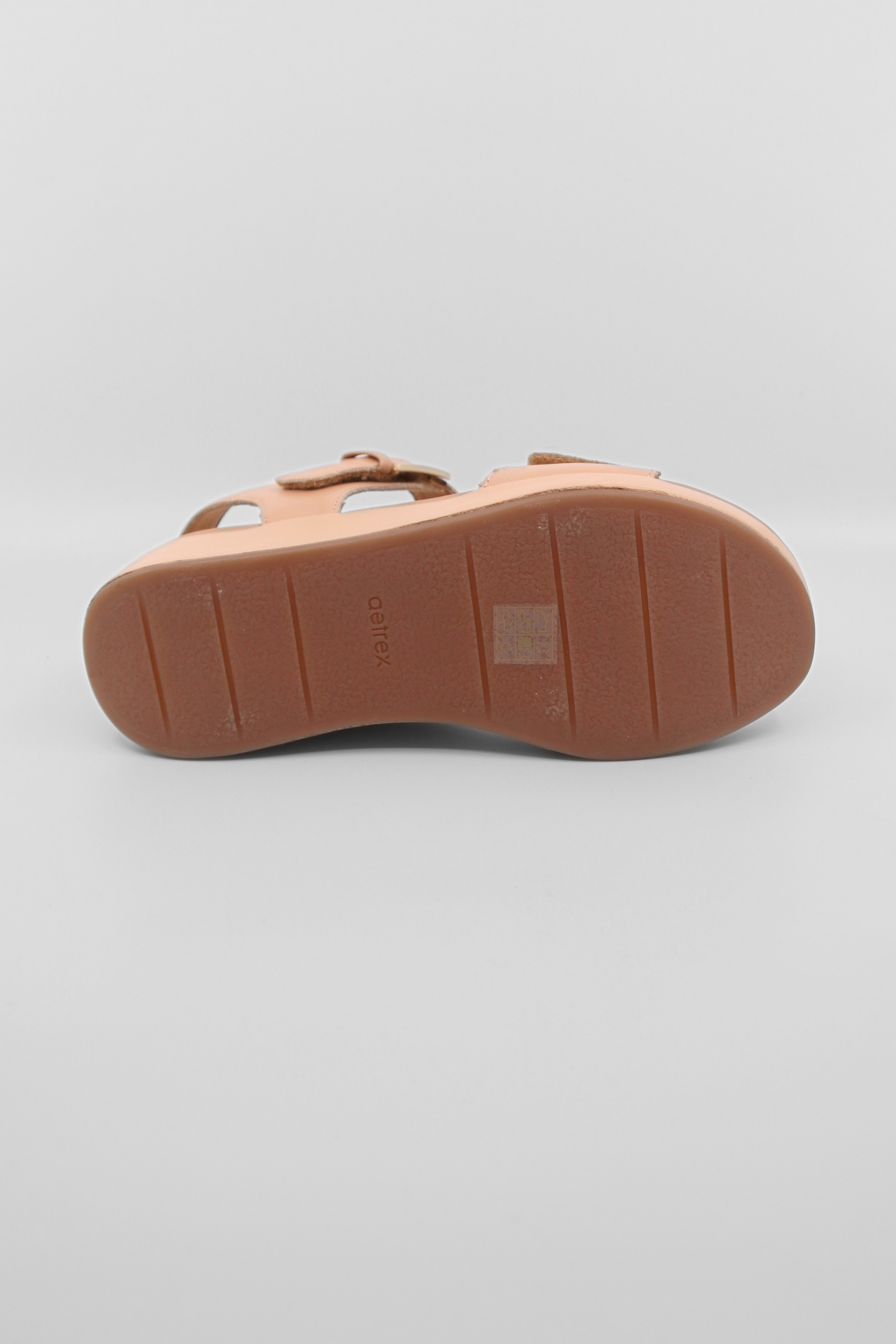 Ariel Sand Women's Sandals Platforms Aetrex