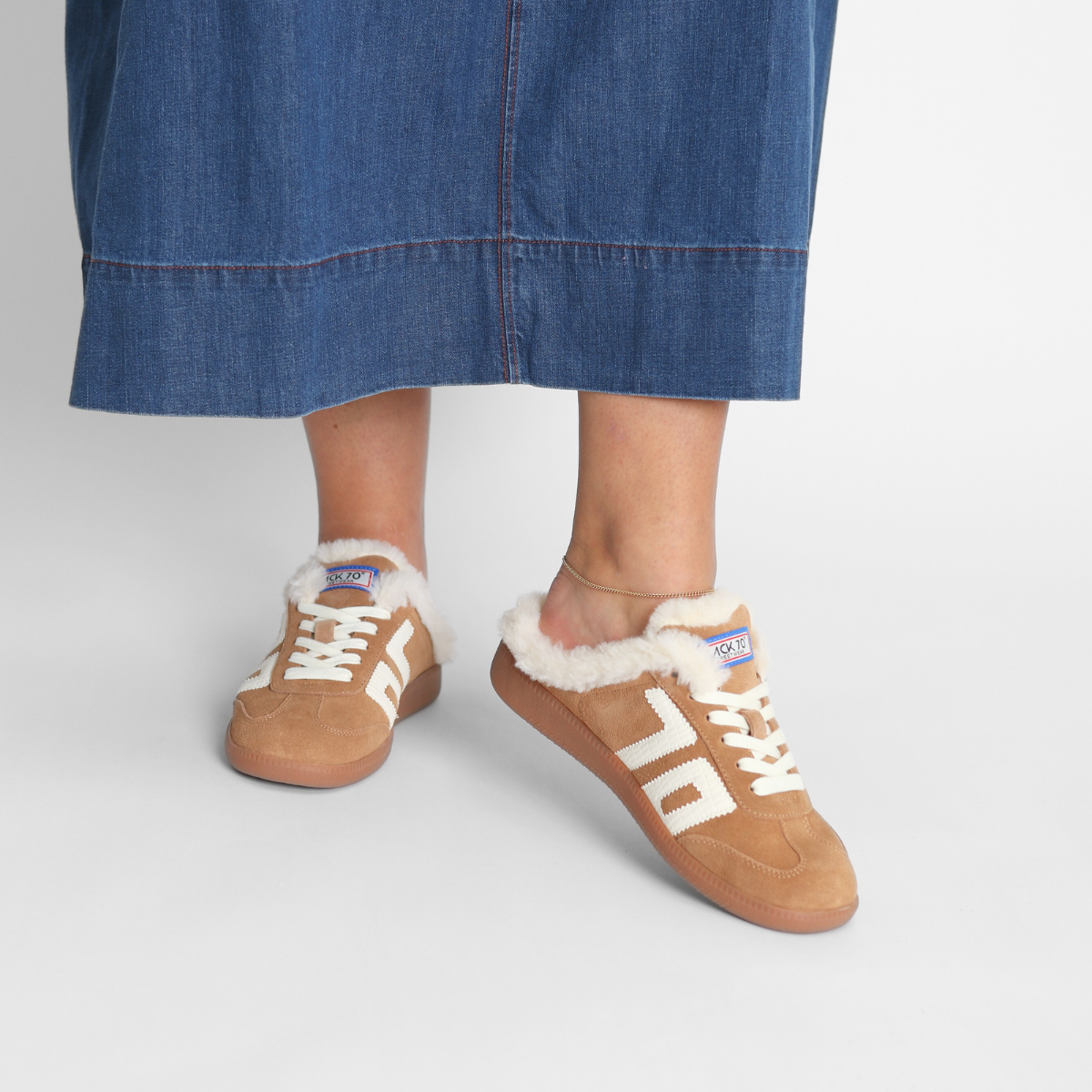 Easter FL Tobacco White Women's Sneakers Back 70
