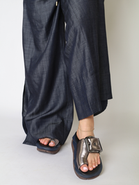 Mellow Glow Gun Metal Women's Sandals Platforms 4CCCCEES
