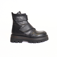 Nero Vachetta Lug Sole Women's Boots Lofina
