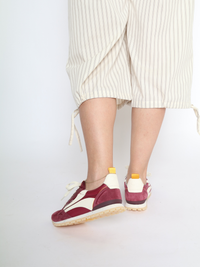 Toronto Cordovan Women's Sneakers Oncept