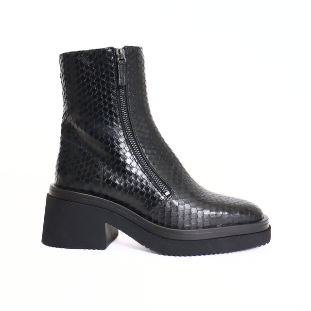 Play Squama Black Women's Boots Homers