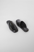Gunilla Black Women's Shoes Pavement