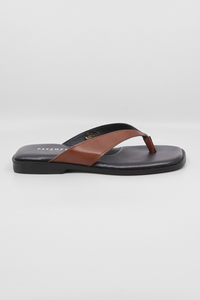Lina Brown Women's Sandals Pavement