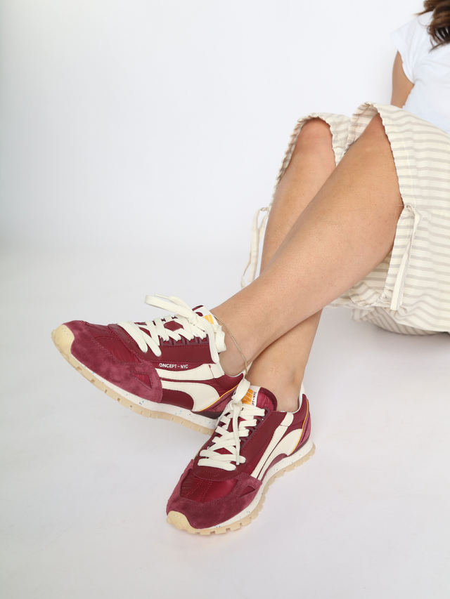 Toronto Cordovan Women's Sneakers Oncept