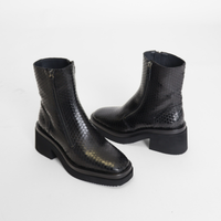 Play Squama Black Women's Boots Homers