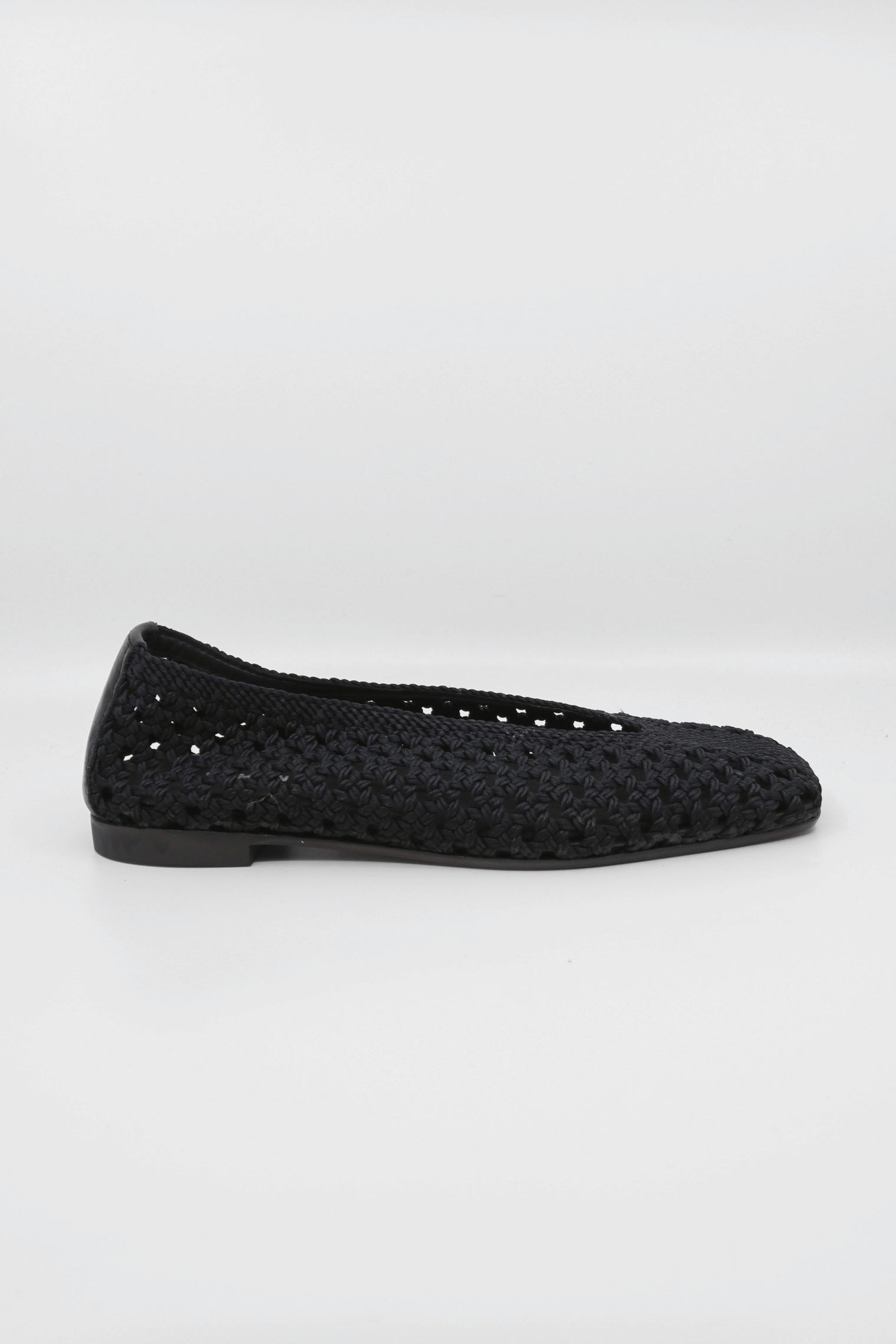 Lorinda Black Women's Shoes Flats Pavement