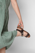 Isolda Brown Women's Sandals Pavement